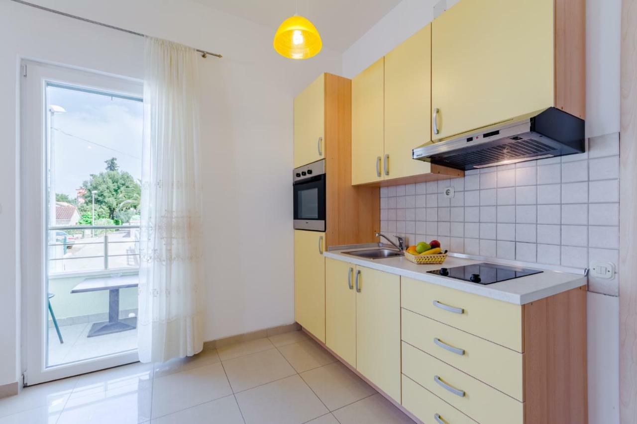 House Barbara Apartment Supetar